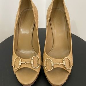 Gucci Beige Heels